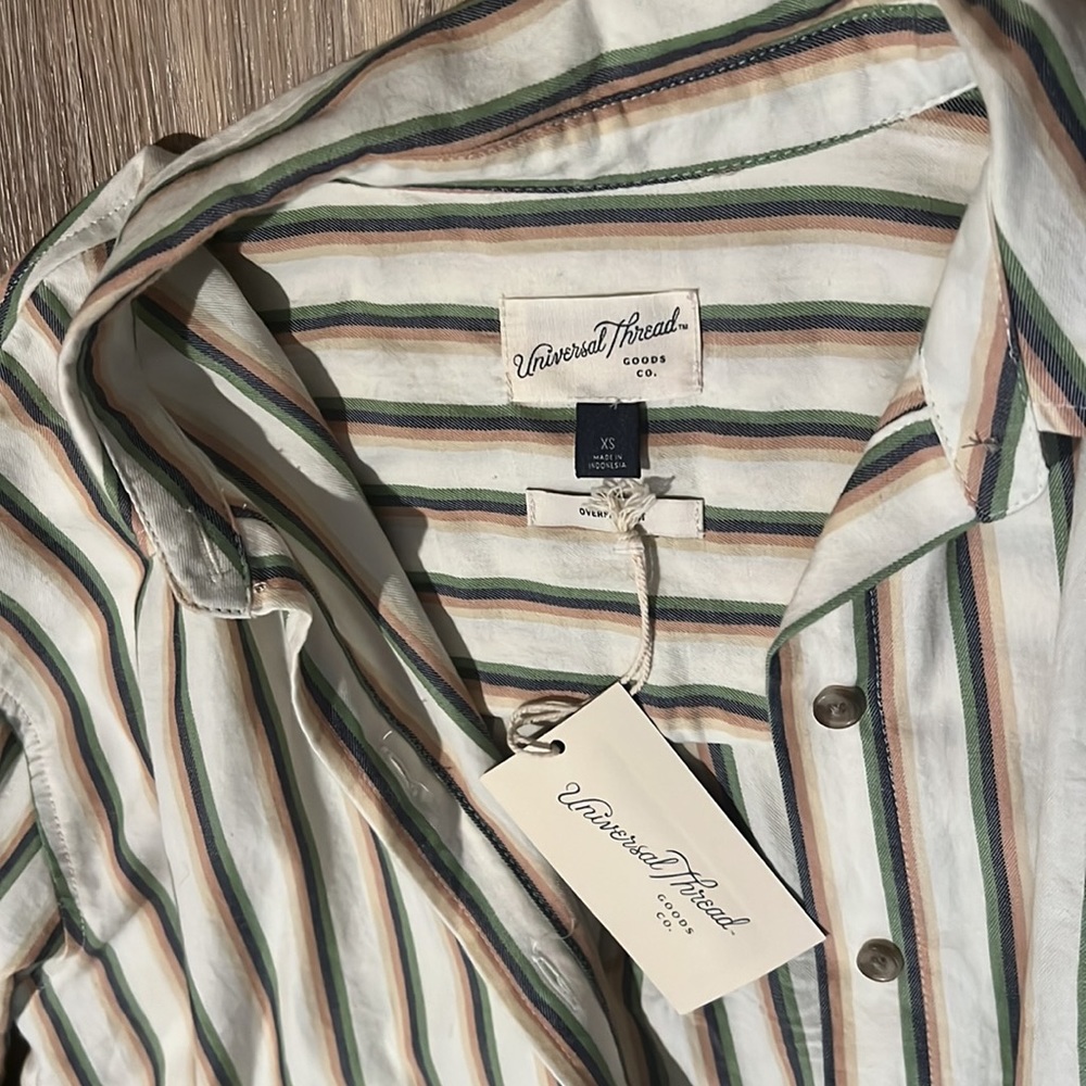 Striped Button Up Universal Threads Xs - image 2